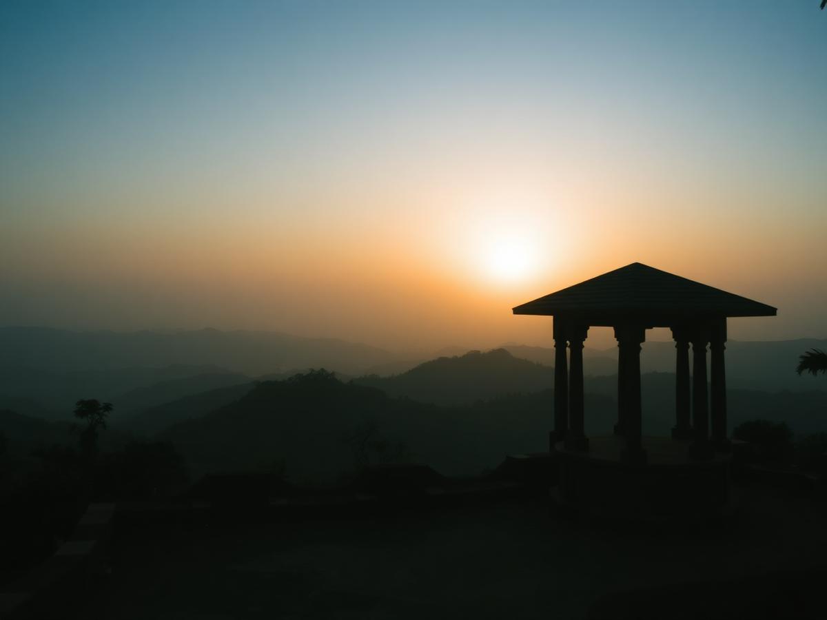 Madikeri Fort & Raja's Seat
